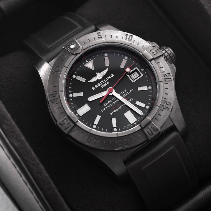 Breitling Avenger Sea wolf Blacksteel - Daniel de Guy