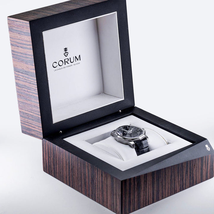 Corum Dmiral's Cup GMT Occasion - Daniel de Guy