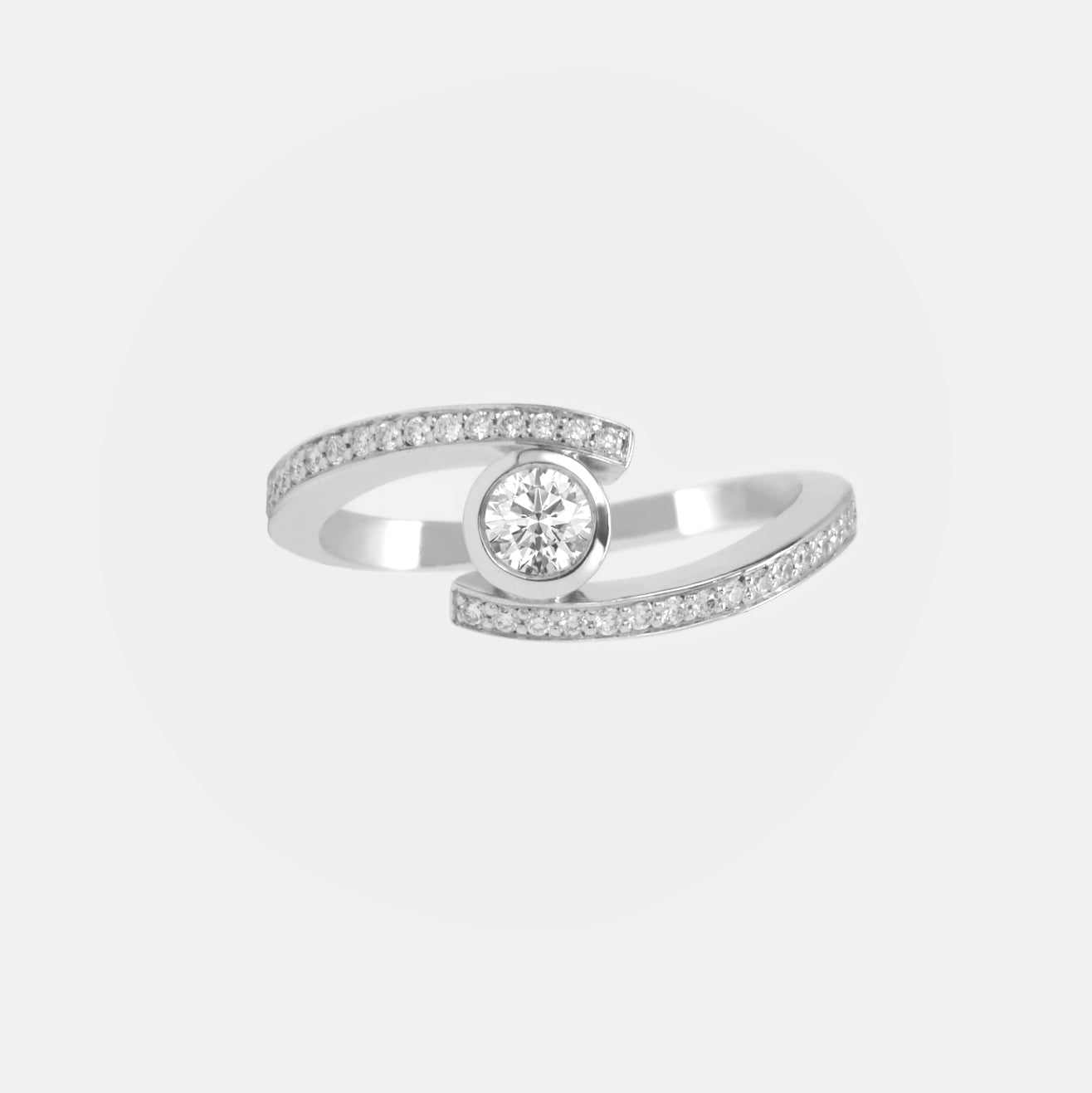 Solitaire 'Enjoy' Croisé Diamants - Daniel de Guy