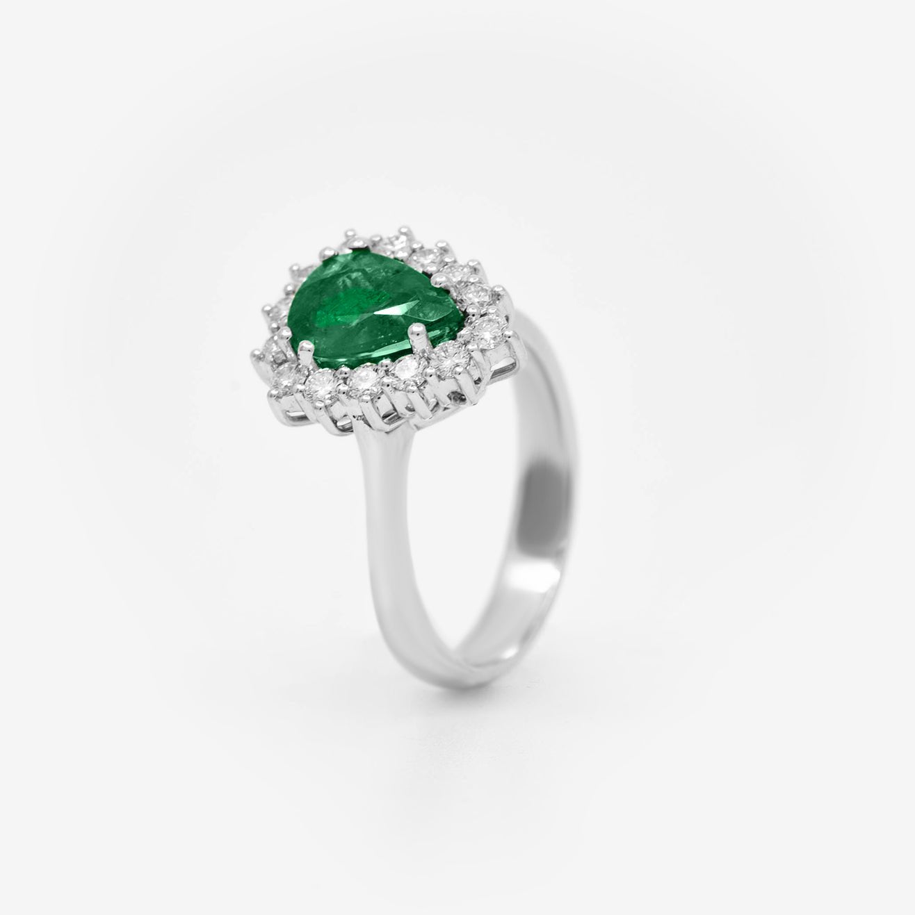 Bague Duchesse d'Emeraude - Daniel de Guy